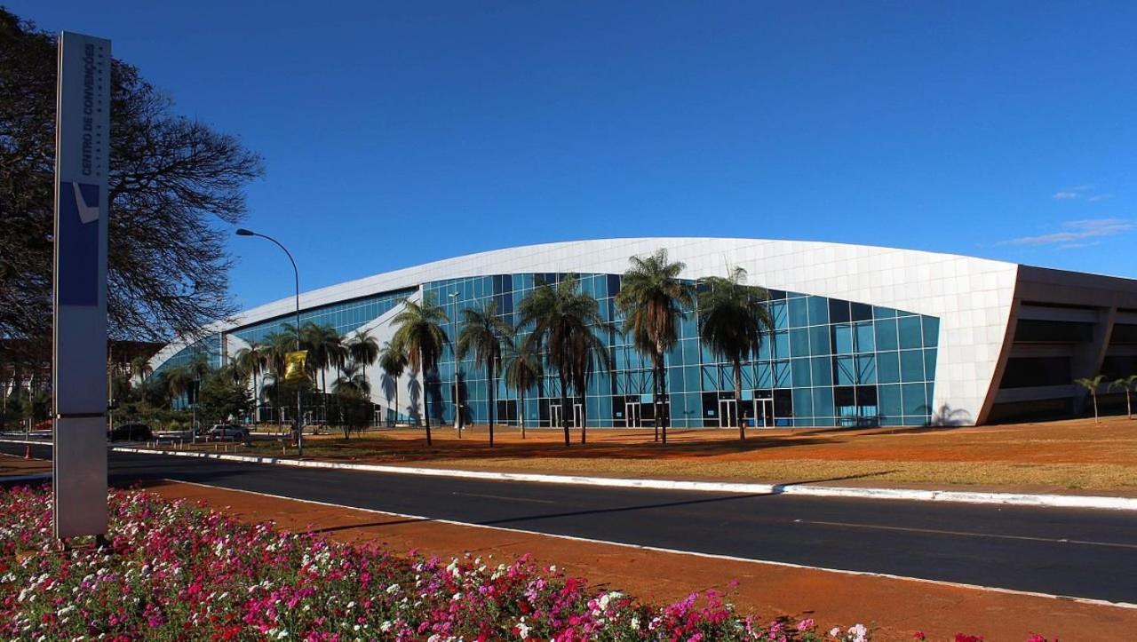 F606 Flat Aconchegante Com Acesso A Internet Brasilia